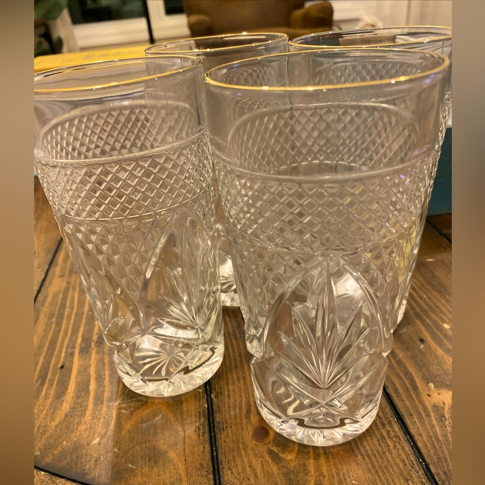 Luminarc Gold Trim Antique Style Glass Set With 24KT Rim